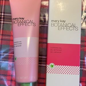 Mary Kay Botanical Effects Cleansing Gel